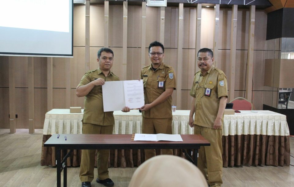 Bappedalitbang Banjar Teken Kerja Sama Inovasi SI-ANIDA, Umumkan Pemenang Kompetisi KIB dan LKTI 2025